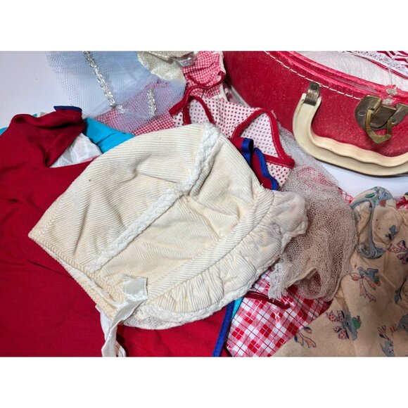 Vintage Doll Clothing Lot With Red Case & Accessories Dresses Bonnets Estate Sal - Picture 4 of 10